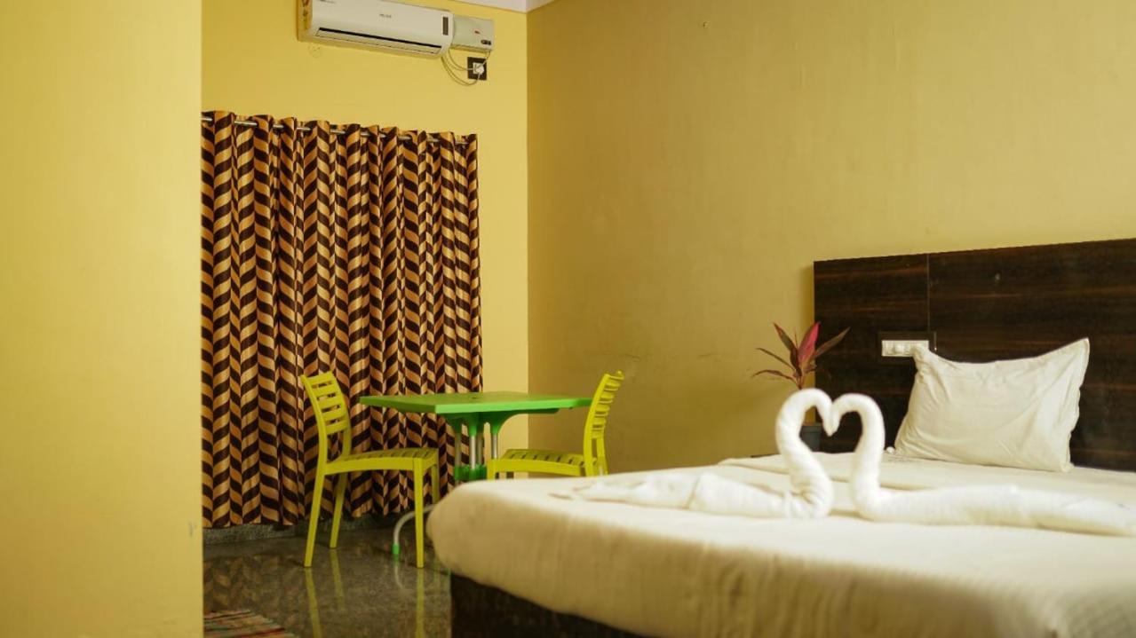 Dolphin Resort Yelagiri Eksteriør billede