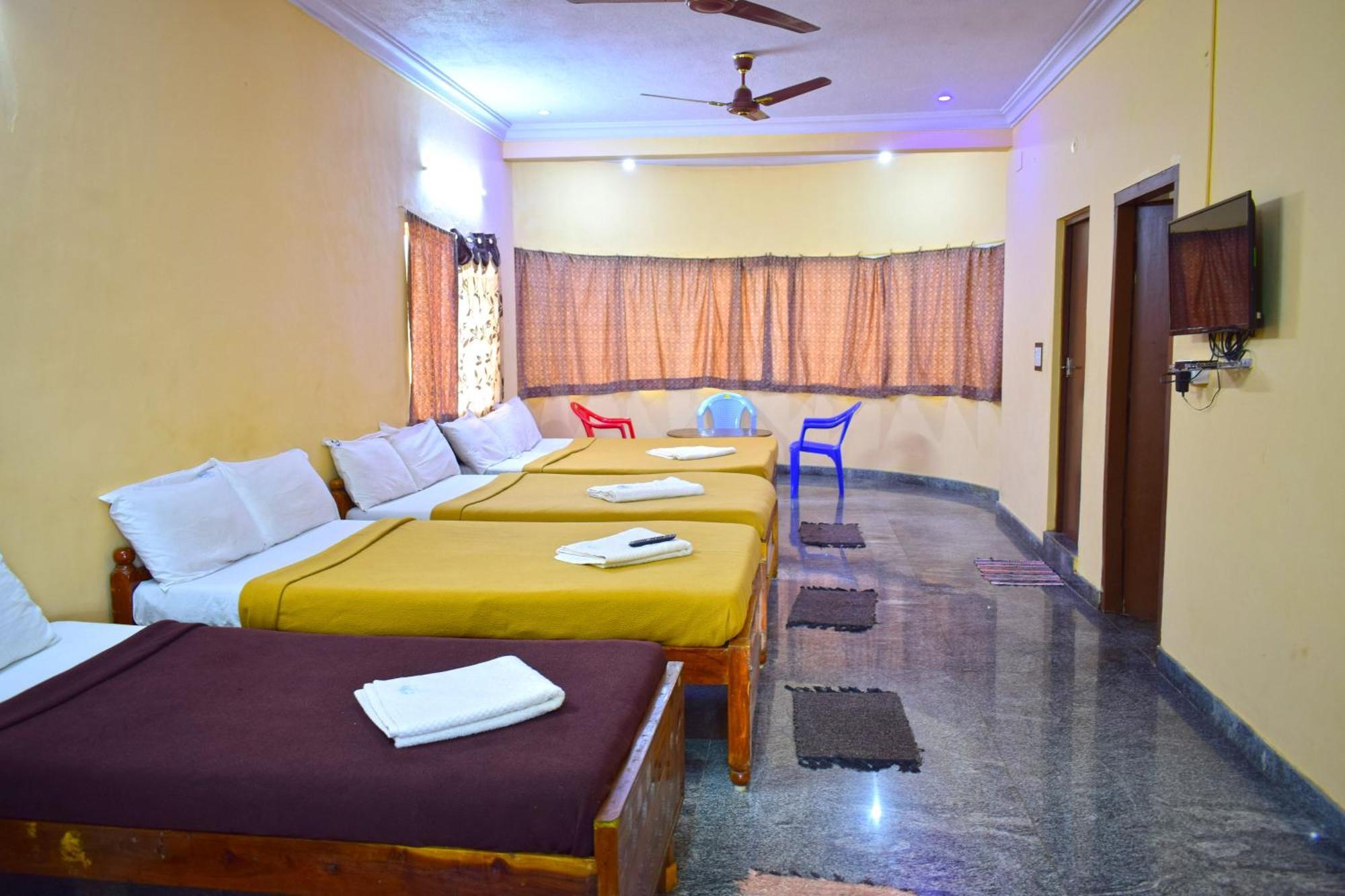 Dolphin Resort Yelagiri Eksteriør billede