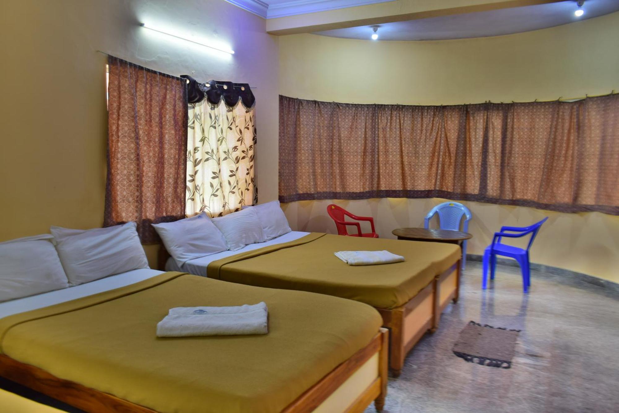 Dolphin Resort Yelagiri Eksteriør billede