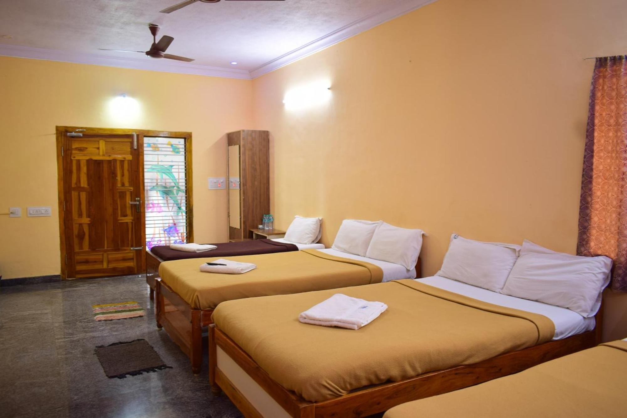 Dolphin Resort Yelagiri Eksteriør billede