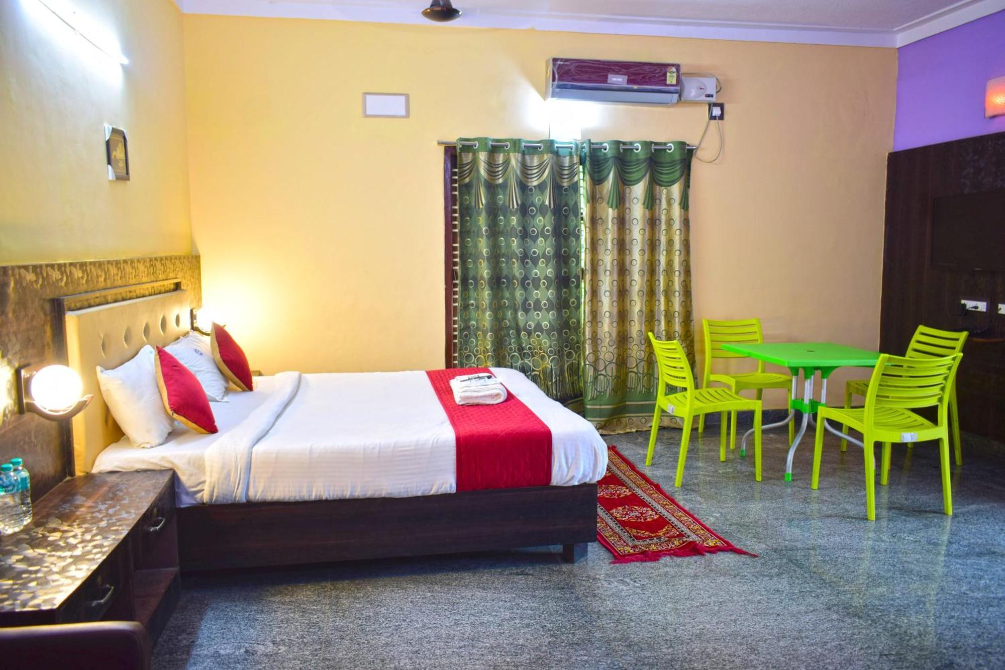 Dolphin Resort Yelagiri Eksteriør billede