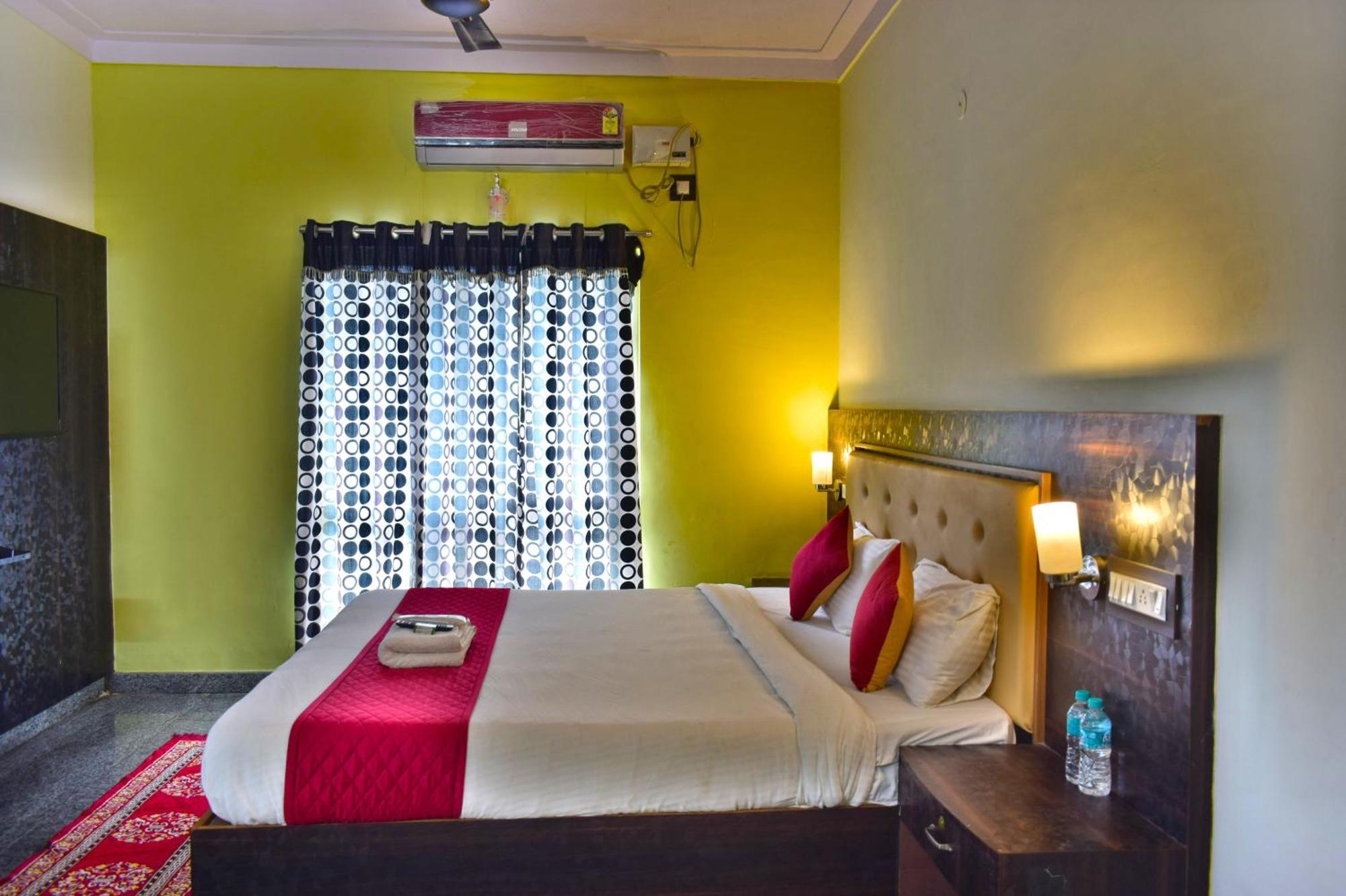 Dolphin Resort Yelagiri Eksteriør billede