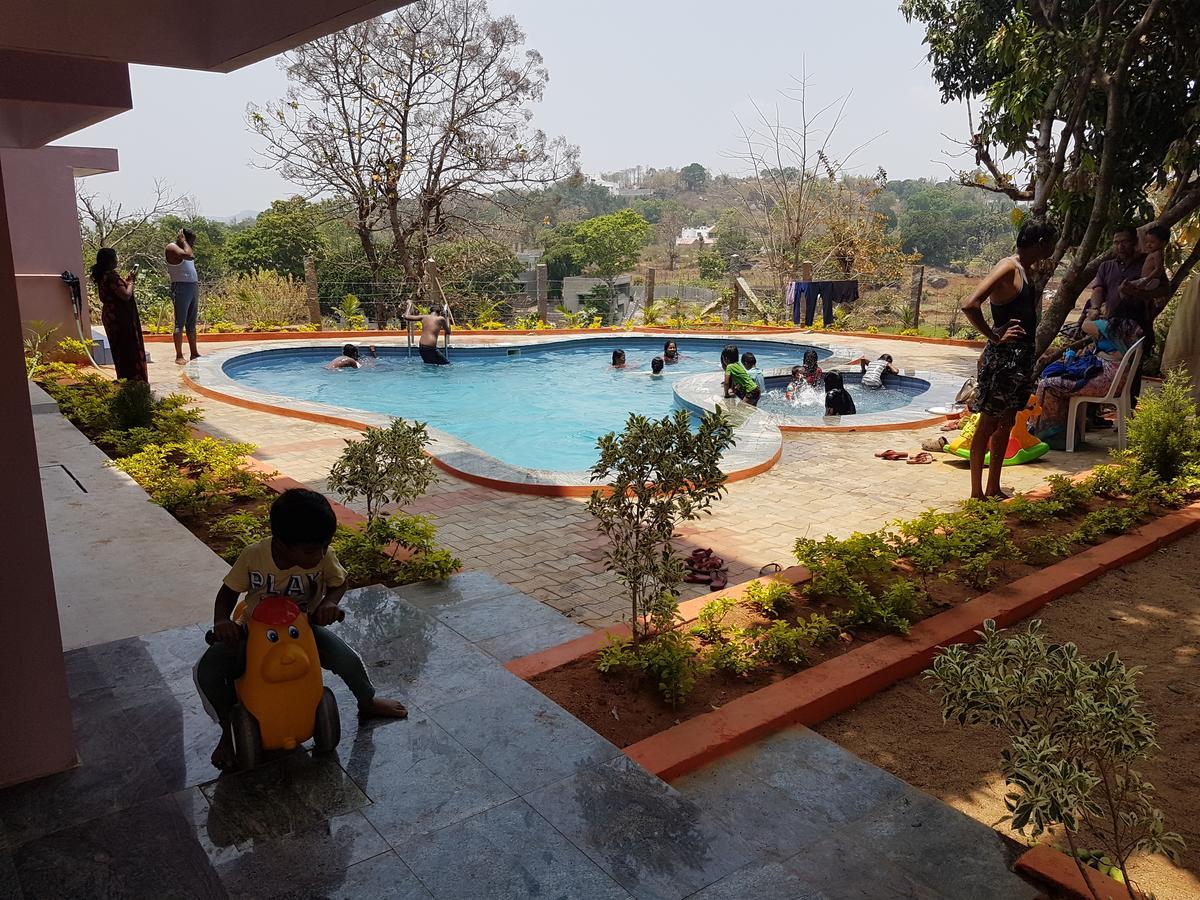 Dolphin Resort Yelagiri Eksteriør billede
