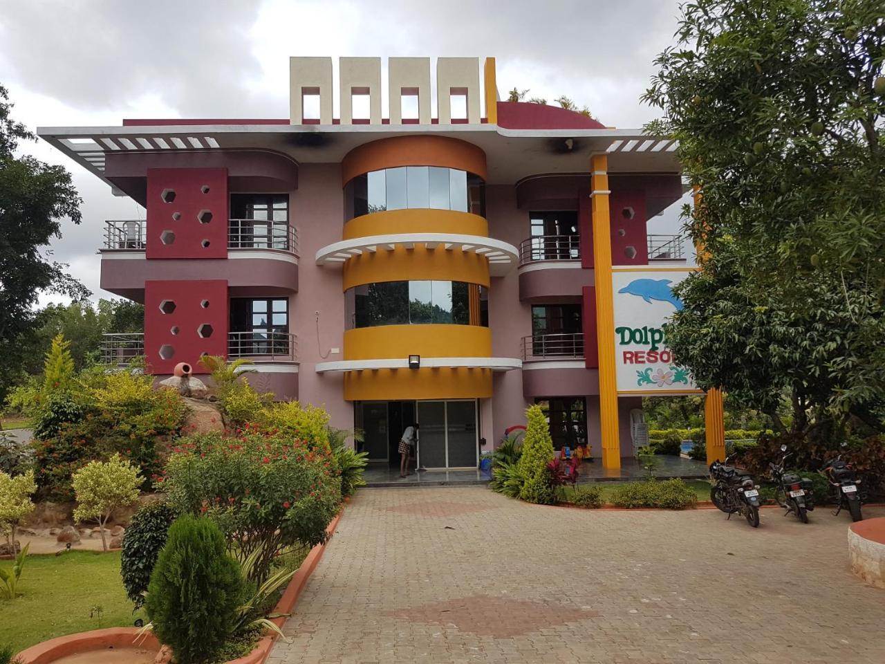 Dolphin Resort Yelagiri Eksteriør billede